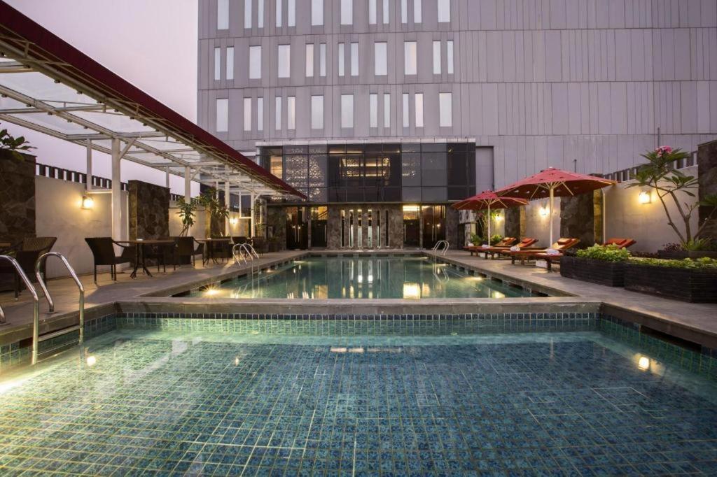 Hotel GranDhika Iskandarsyah Jakarta Exteriör bild