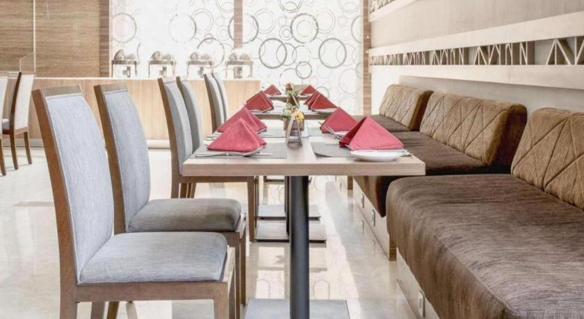 Hotel GranDhika Iskandarsyah Jakarta Exteriör bild