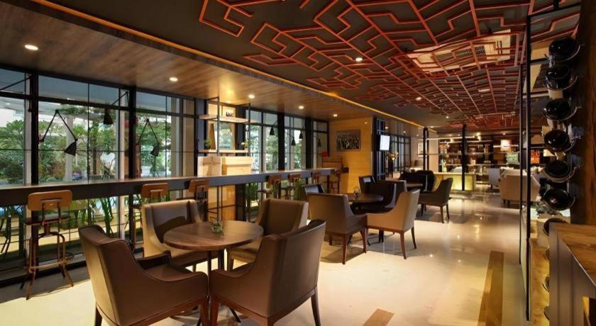 Hotel GranDhika Iskandarsyah Jakarta Exteriör bild