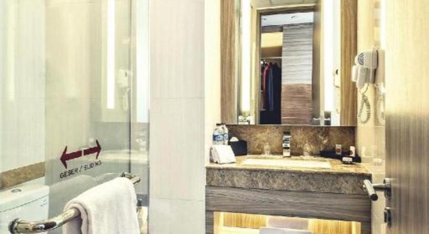 Hotel GranDhika Iskandarsyah Jakarta Exteriör bild