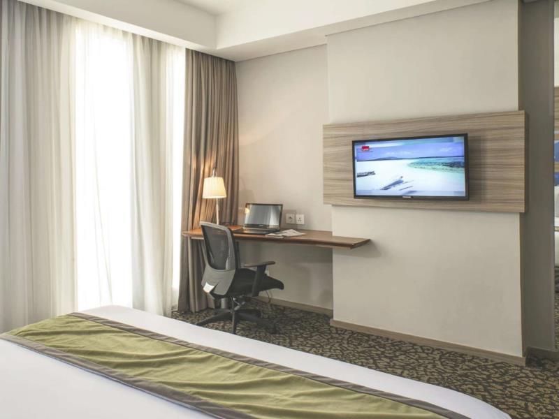 Hotel GranDhika Iskandarsyah Jakarta Exteriör bild