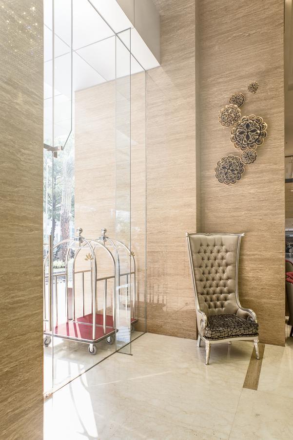 Hotel GranDhika Iskandarsyah Jakarta Exteriör bild