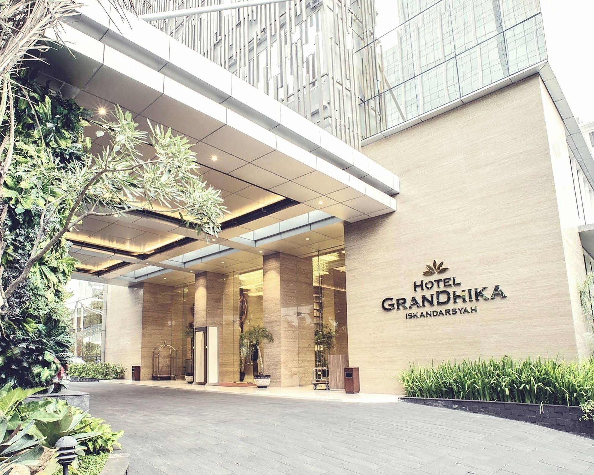 Hotel GranDhika Iskandarsyah Jakarta Exteriör bild